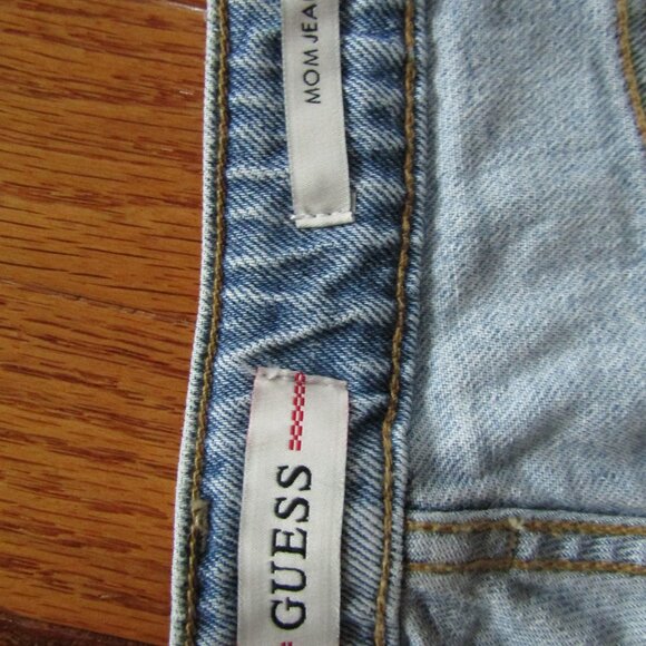 Women's Guess Mom Jeans size 31 - Picture 5 of 10